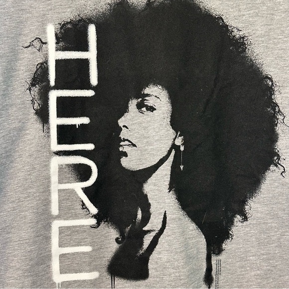 Alicia Keys NEW band tee MEDIUM Gray - Picture 2 of 5